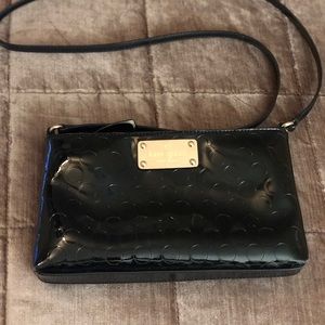 KATE SPADE USED BLACK  RUBBER LOGO CROSSBODY